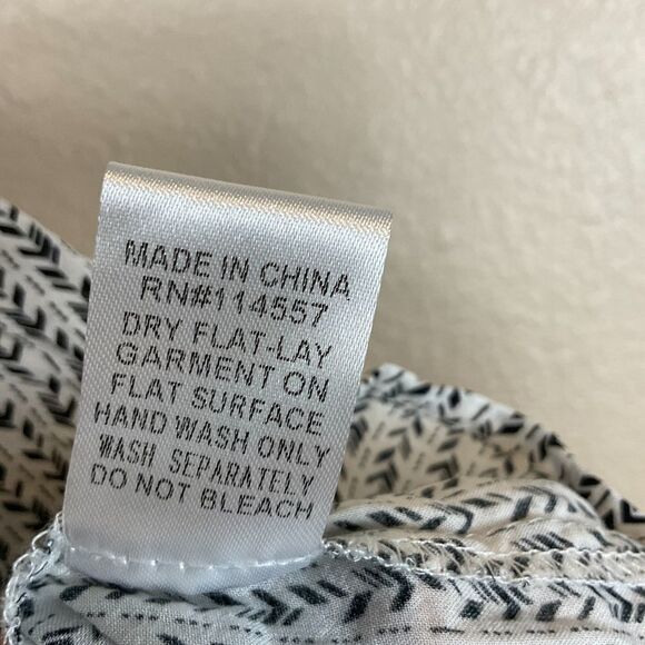 THML Anthropologie Women Sz XL White Navy Halter Top Embroidered Bohemian Blouse - Picture 12 of 12